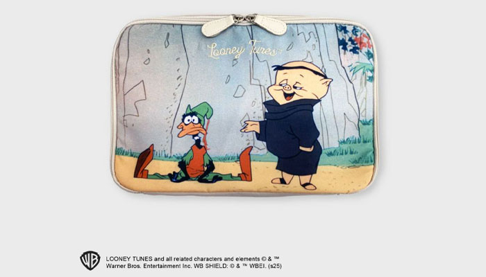 Accommode, Looney Tunes, Fashion, Film & TV