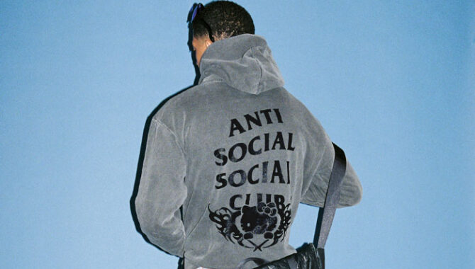 Anti Social Social. Hello Kitty