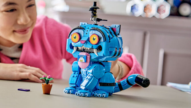 Lego, Wes Talbott, KPop